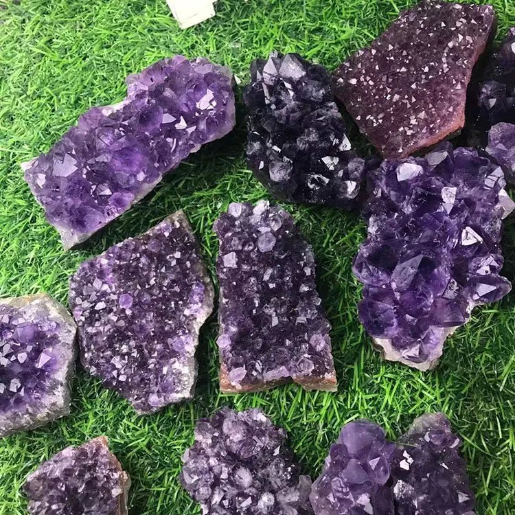 30 - 150g Uruguay amethyst cluster cave pieces of original stone mineral specimens placed - Gemtopia