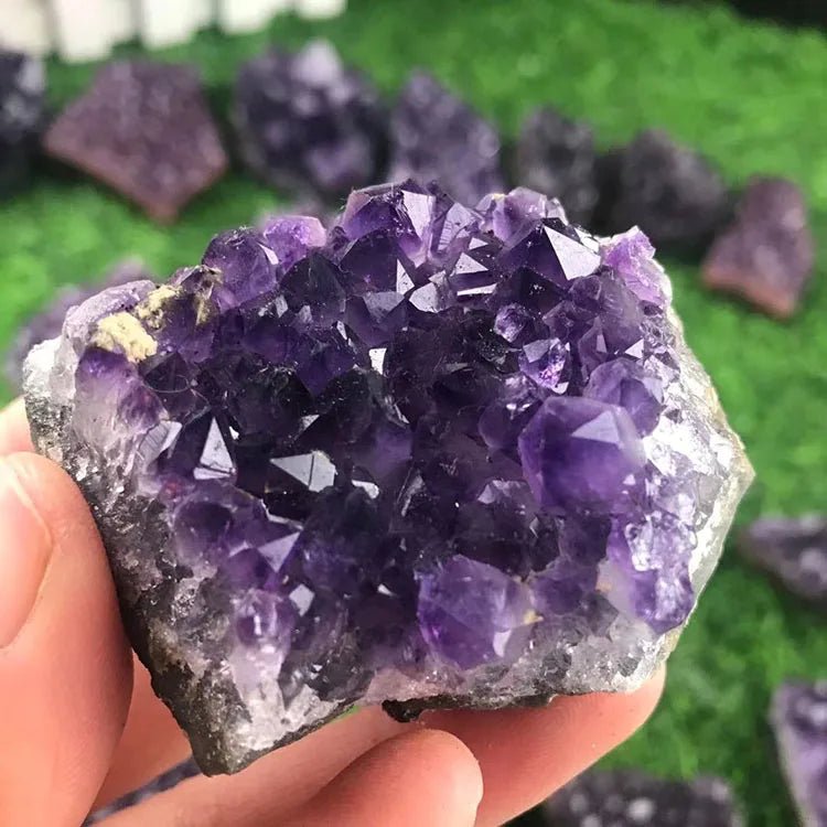 30 - 150g Uruguay amethyst cluster cave pieces of original stone mineral specimens placed - Gemtopia