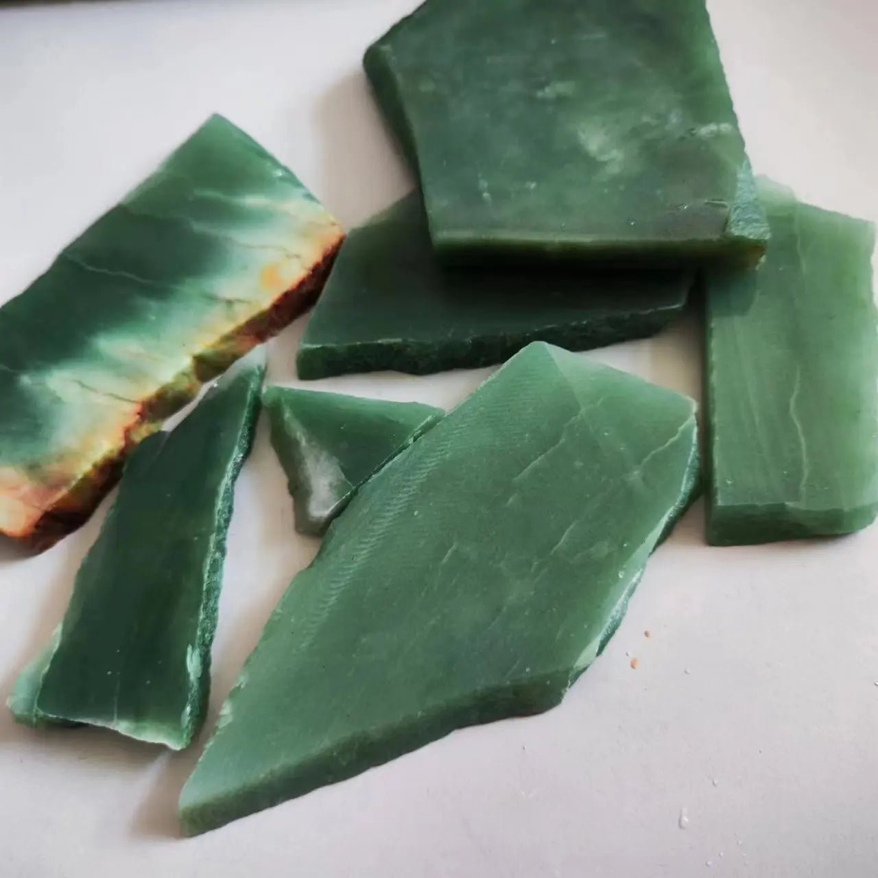 Natural Jadeite Stone Green Raw China Dulong Jade Teaching mineral specimens Home Decoration Stone - Gemtopia