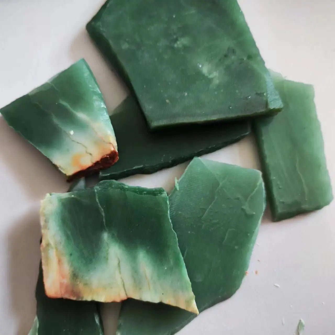 Natural Jadeite Stone Green Raw China Dulong Jade Teaching mineral specimens Home Decoration Stone - Gemtopia