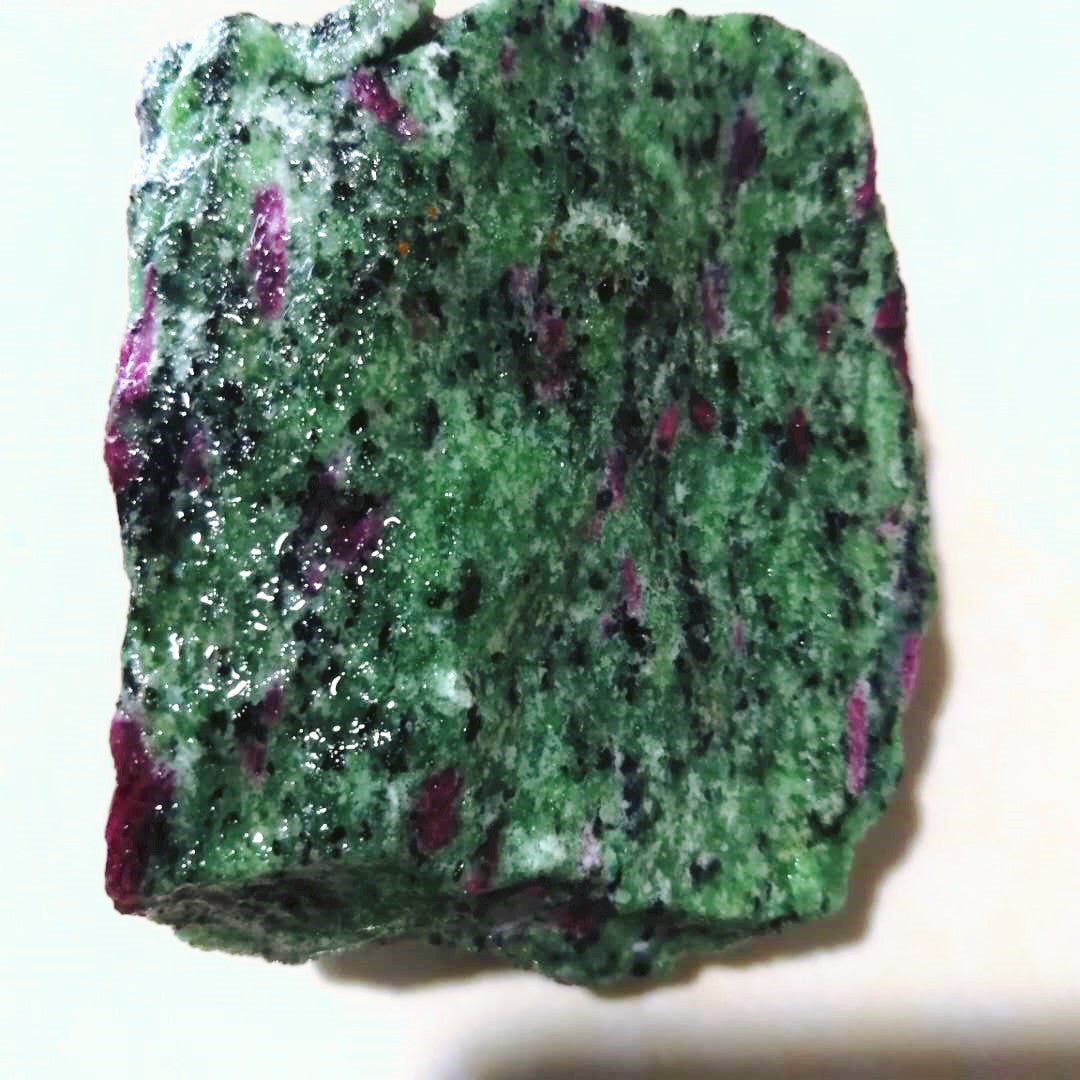 Natural Red And Emerald Raw Stone Raw Mineral Crystal - Gemtopia